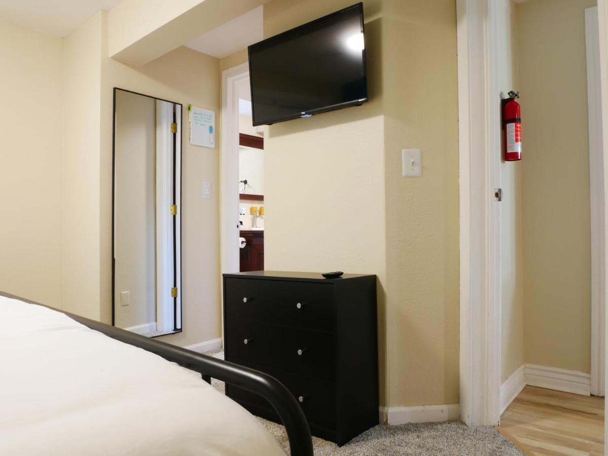 דירות Private Basement, Bath, Living Area In מוריסון מראה חיצוני תמונה